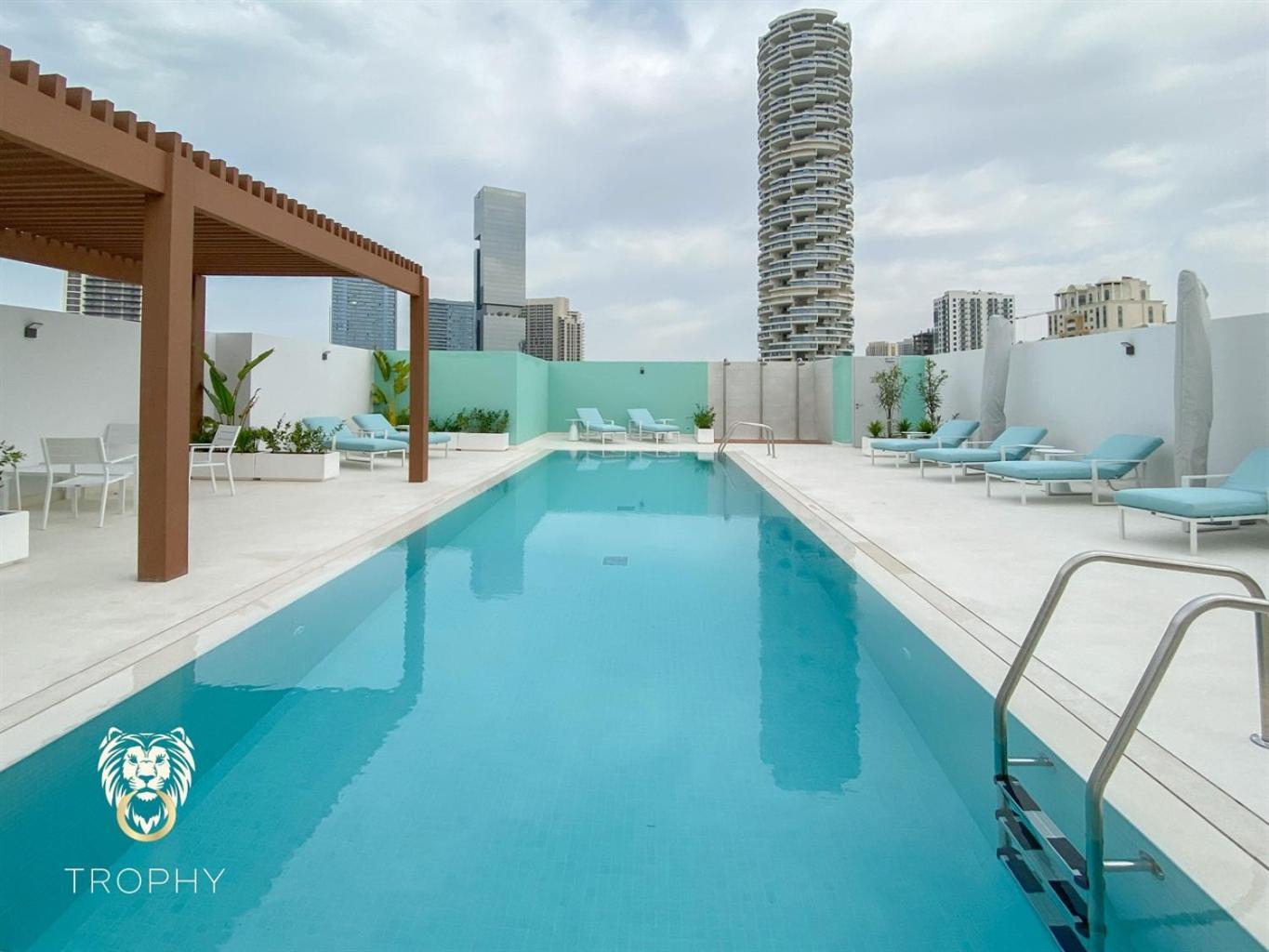 Wanderlust Whisk Away With Huge Balcony In Jvc Apartment