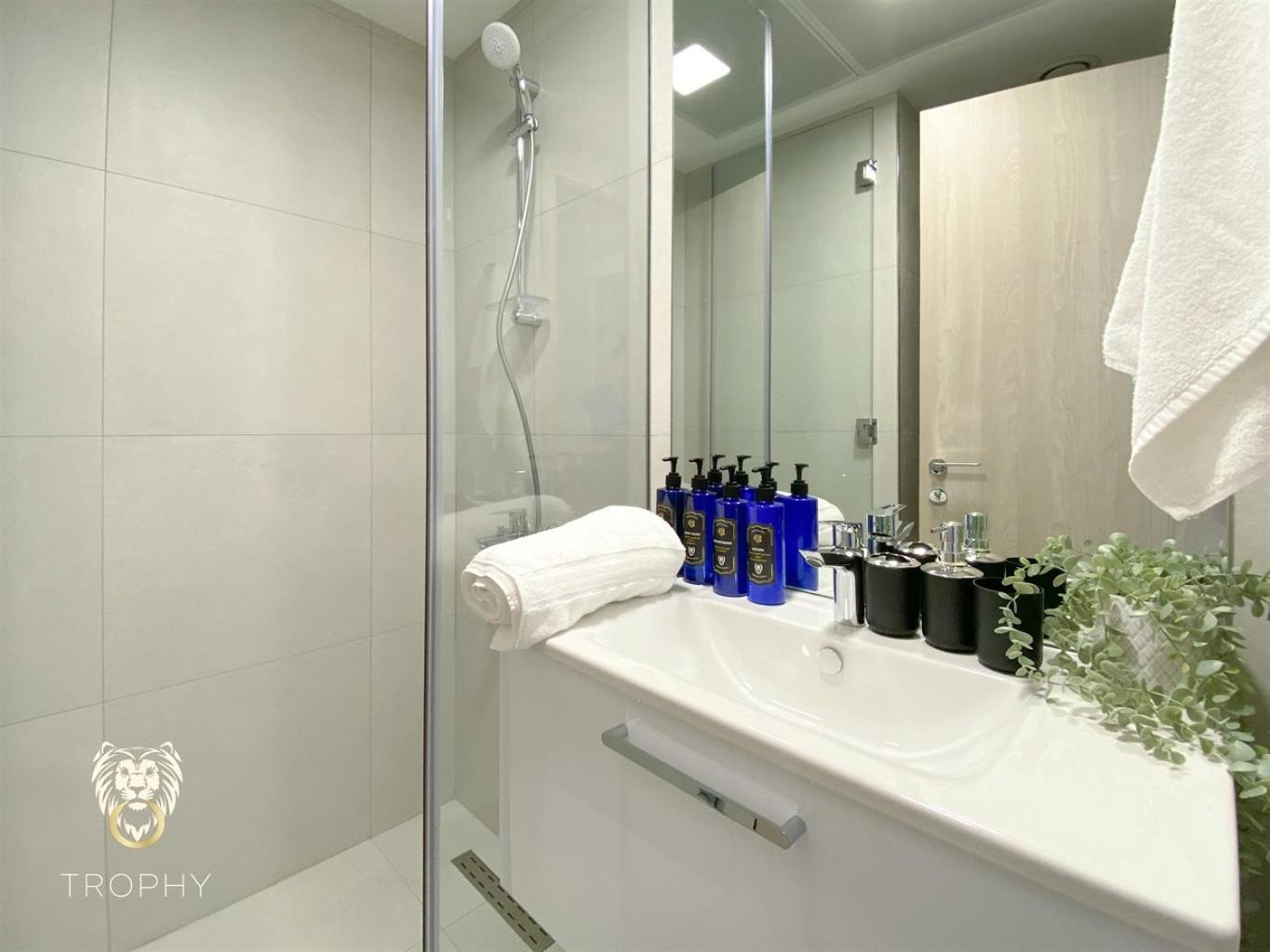 Wanderlust Whisk Away With Huge Balcony In Jvc Apartment Dubai
